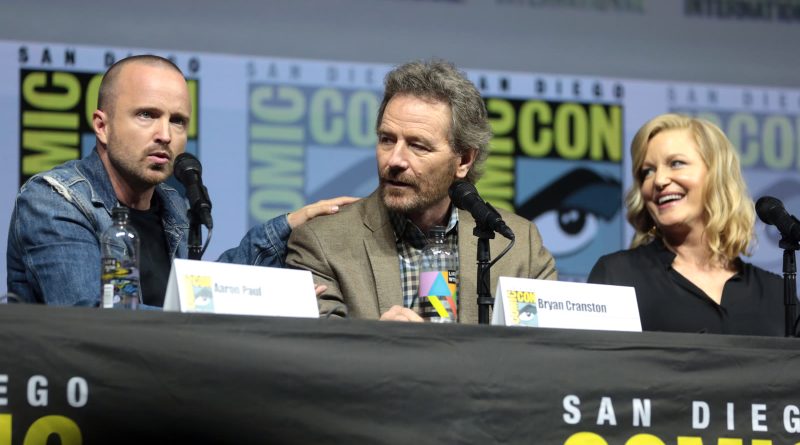 Aaron Paul, Bryan Cranston og Anna Gunn ved Breaking Bad-jubilæumspanelet på San Diego Comic-Con 2018