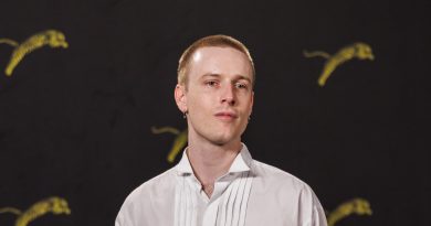 Louis Hofmann ved photocallet for filmen Object a på filmfestivalen i Locarno i august 2026