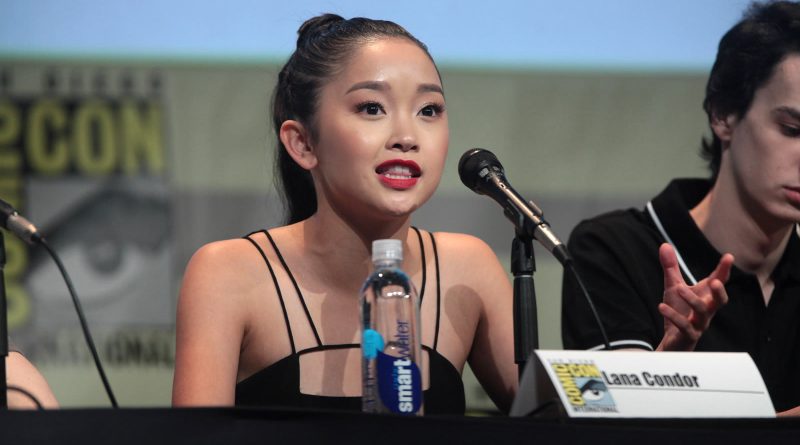 Lana Condor ved Comic-Con i San Diego 2015
