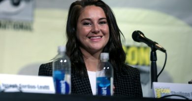 Shailene Woodley ved San Diego Comic-Con 2016