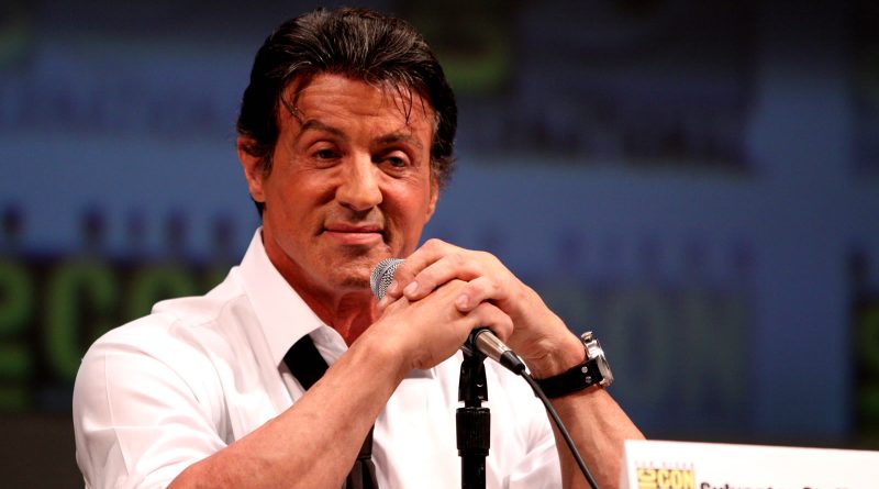 Sylvester Stallone på The Expendables-panelet ved San Diego Comic-Con i 2010