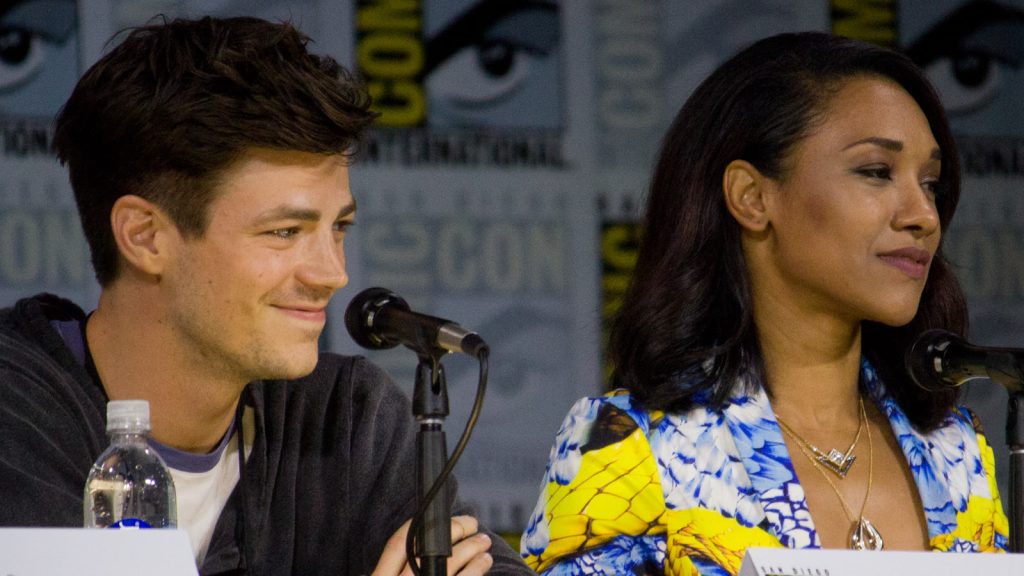 Grant Gustin og Candice Patton ved The Flash-panelet på San Diego Comic-Con 2017