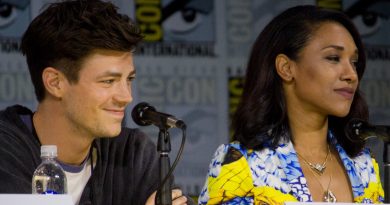 Grant Gustin og Candice Patton ved The Flash-panelet på San Diego Comic-Con 2017