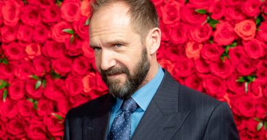 Ralph Fiennes, der spiller David Henninger, ved åbningsceremonien på Tokyo International Film Festival 2018