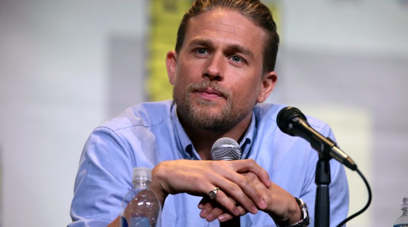 Charlie Hunnam ved San Diego Comic-Con 2016