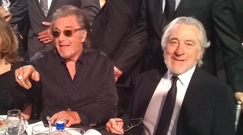 Al Pacino og Robert De Niro ved The Irishman-bordet til Critics' Choice Awards i Santa Monica, januar 2020