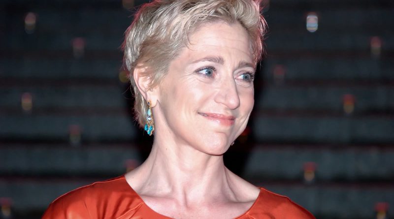 Edie Falco ved Vanity Fairs åbningsfest for Tribeca Film Festival 2009