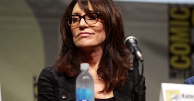Katey Sagal, der spiller Peggy Bundy, på San Diego Comic-Con 2013