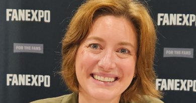 Zoe Perry ved Fan Expo Denver 2026